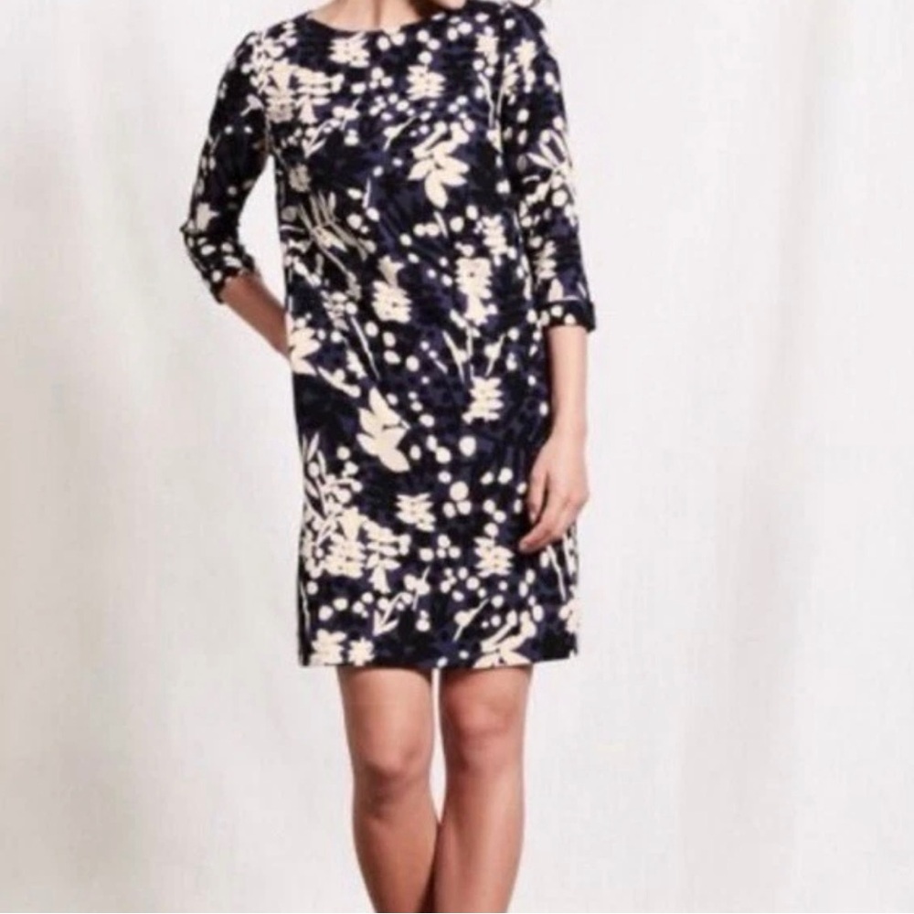 Boden Navy, Black, and Cream Floral Dress with pockets 3/4 sleeve size 8 - Picture 2 of 10